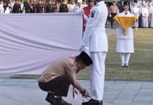 Viral Wakil Bupati Kulon Progo Perbaiki Tali Sepatu Paskibraka