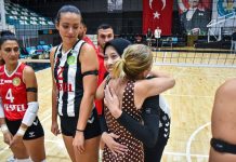 Siapa Sosok Wanita yang Peluk Megawati saat Manisa BBSK Juara Turnamen Pramusim Ferdi Zeyrek 2025?